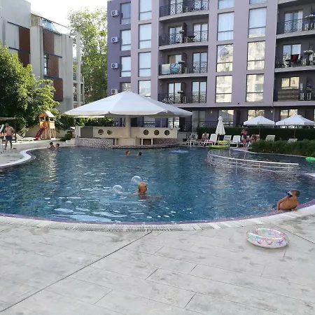 Rainbow 3 Apartman Neszebar