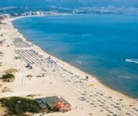 Apartman Rainbow 3 *