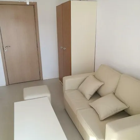 Rainbow 3 Apartman Neszebar