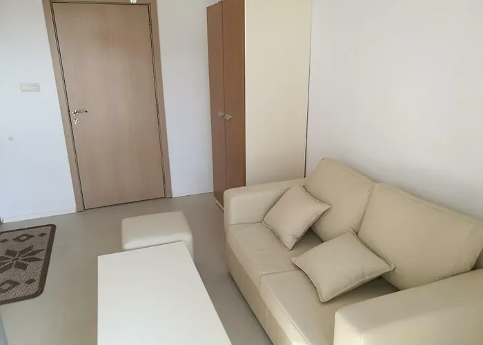 Rainbow 3 Apartman Neszebar